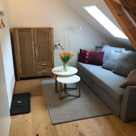 Mama Kaethe - * Nenzing